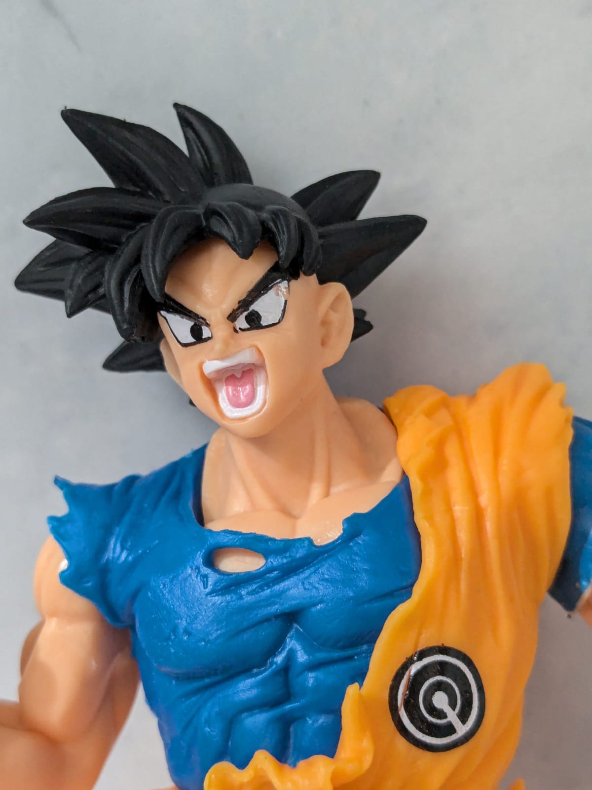 18 cm Dragon Ball Z Goku Super Saiyan Action Figure - Black Hair, Self Standing Anime, High Quality PVC Collectible, Best Gift for DBZ Lovers