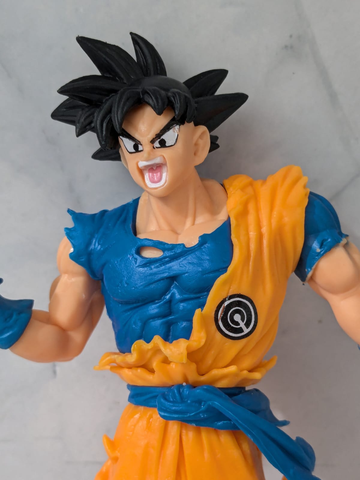 18 cm Dragon Ball Z Goku Super Saiyan Action Figure - Black Hair, Self Standing Anime, High Quality PVC Collectible, Best Gift for DBZ Lovers