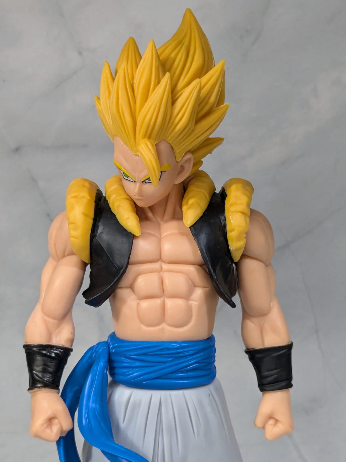 30 cm Dragon Ball Z Gogeta Super Saiyan - Yellow Hair, Giant Action Figure, PVC Anime Collectible, Ideal Gift for DBZ Fans