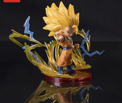 Dragon Ball Z Dynamic 8.5 cm Goku Figure with Spectacular Display Stand, DBZ Fan Collectibles, Amazing Gift for your Loved Ones