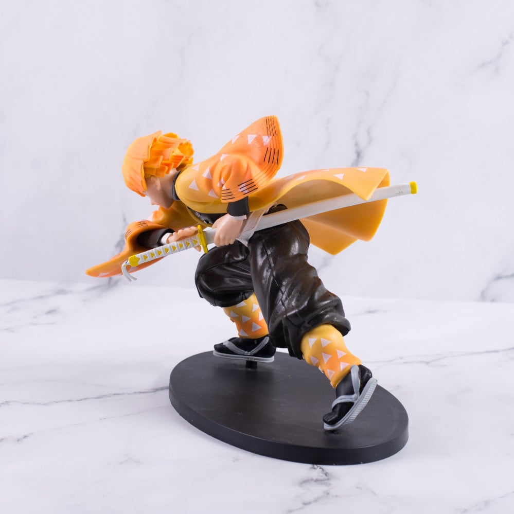 Demon Slayer Zenitsu Agatsuma Action Figure - 13 cm, In Dynamic Fighting Style, High Quality PVC Collectible for Demon Slayer Fans